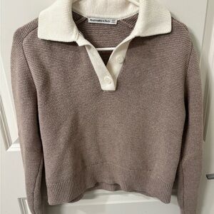 Abercrombie & Fitch Women's V-Neck Sweater in Cream and Tan